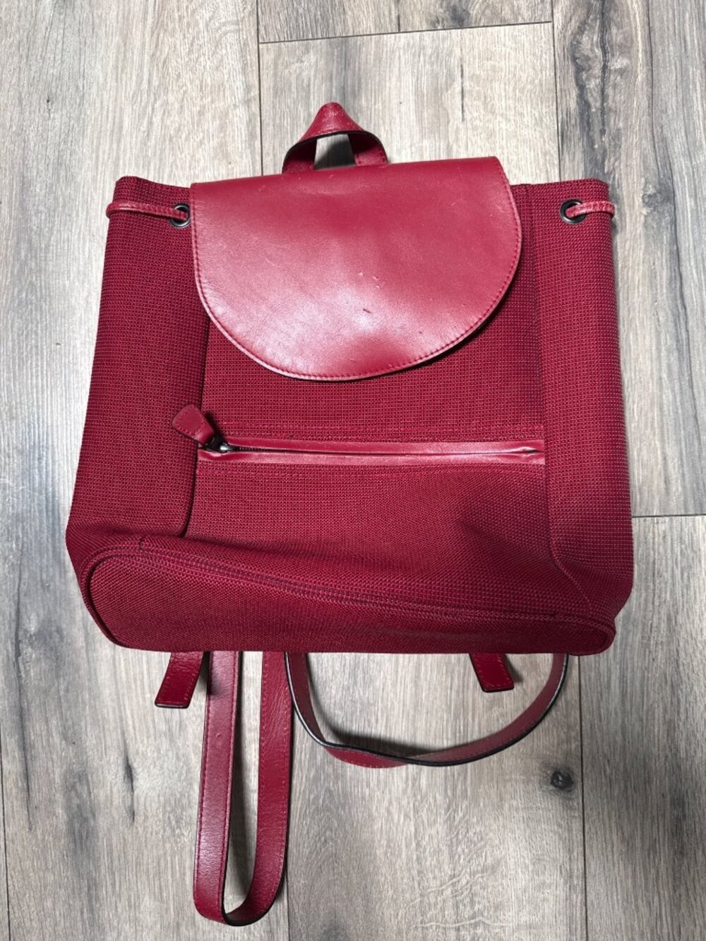 L.L. Bean 90's Red Leather Polyester Backpack Drawstring & Flap Closure Front Zi